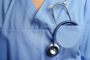 médico